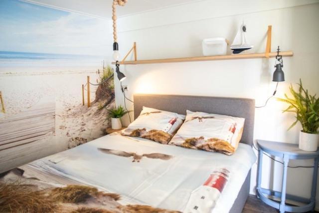 Strand-Chalet Luna - 700 Mtr Van Het Strand Van Ouddorp Kültér fotó